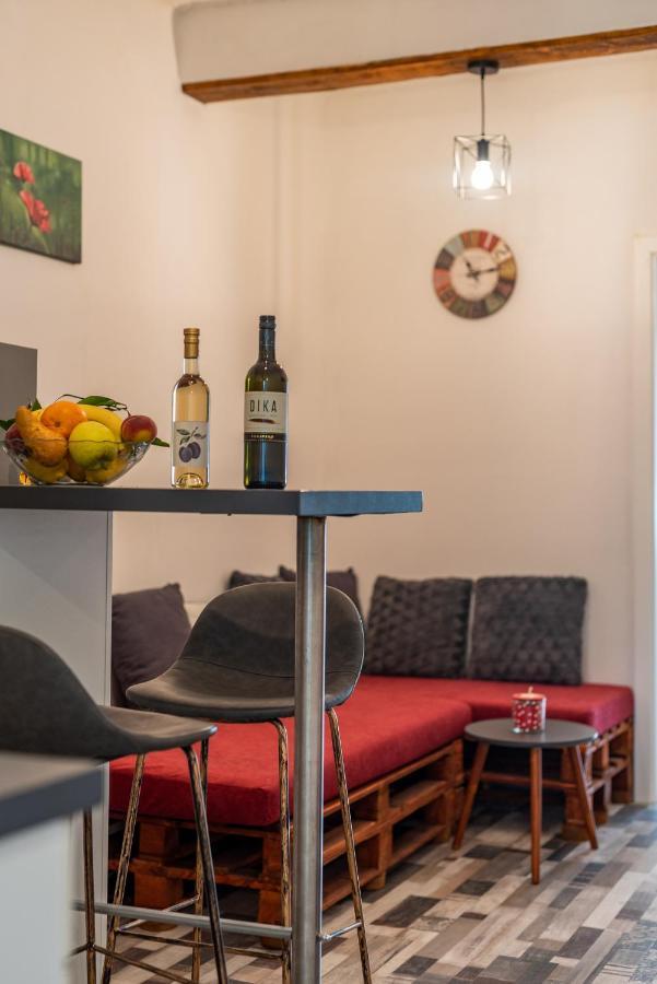 Studio Apartman Duje Τρογκίρ Εξωτερικό φωτογραφία